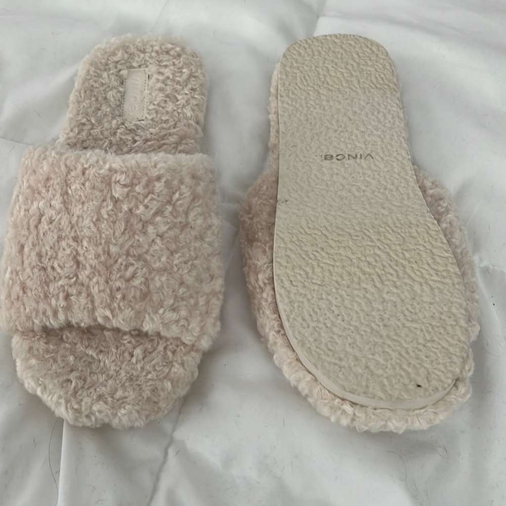 Brand new Vince faux fur slippers